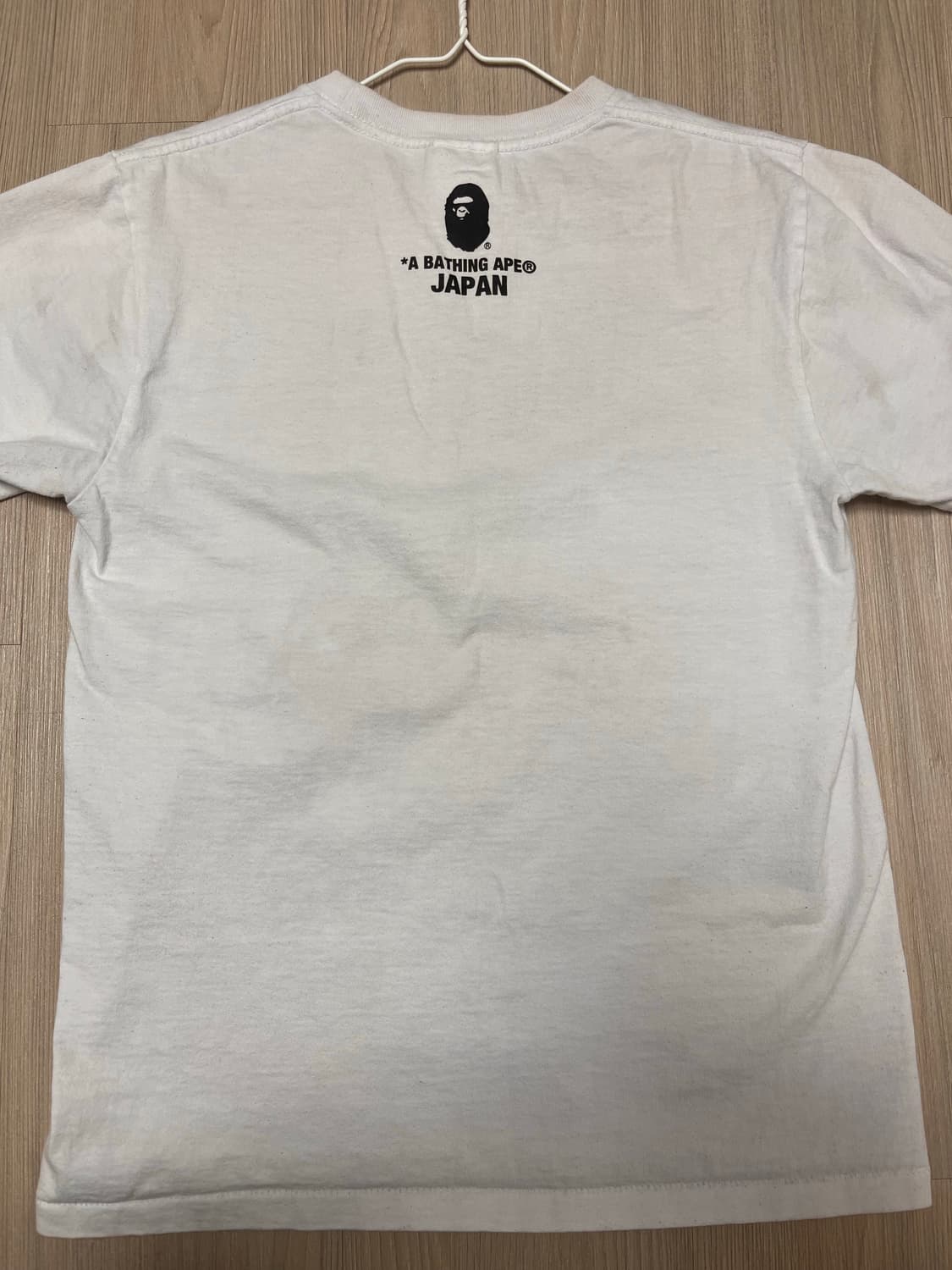 M) 베이프 재팬 화이트 반팔 상품이미지3