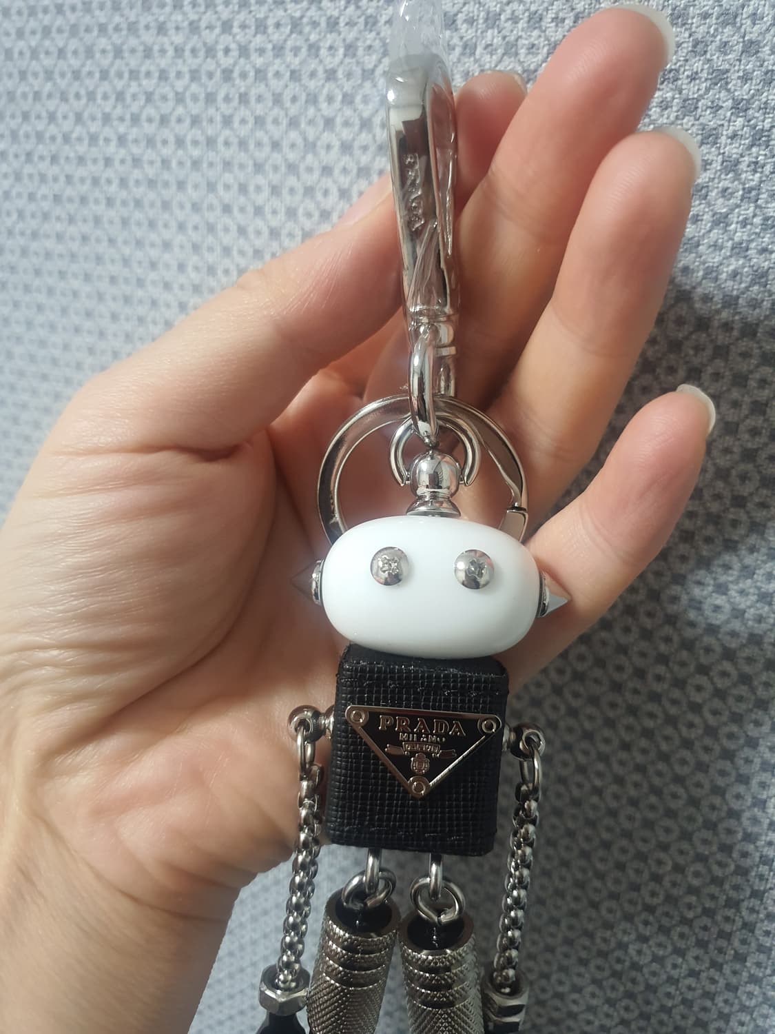 프라다로봇키링 새상품 5만2천특가 고리공간좁아서 회전이뻑뻑해요 상품이미지2
