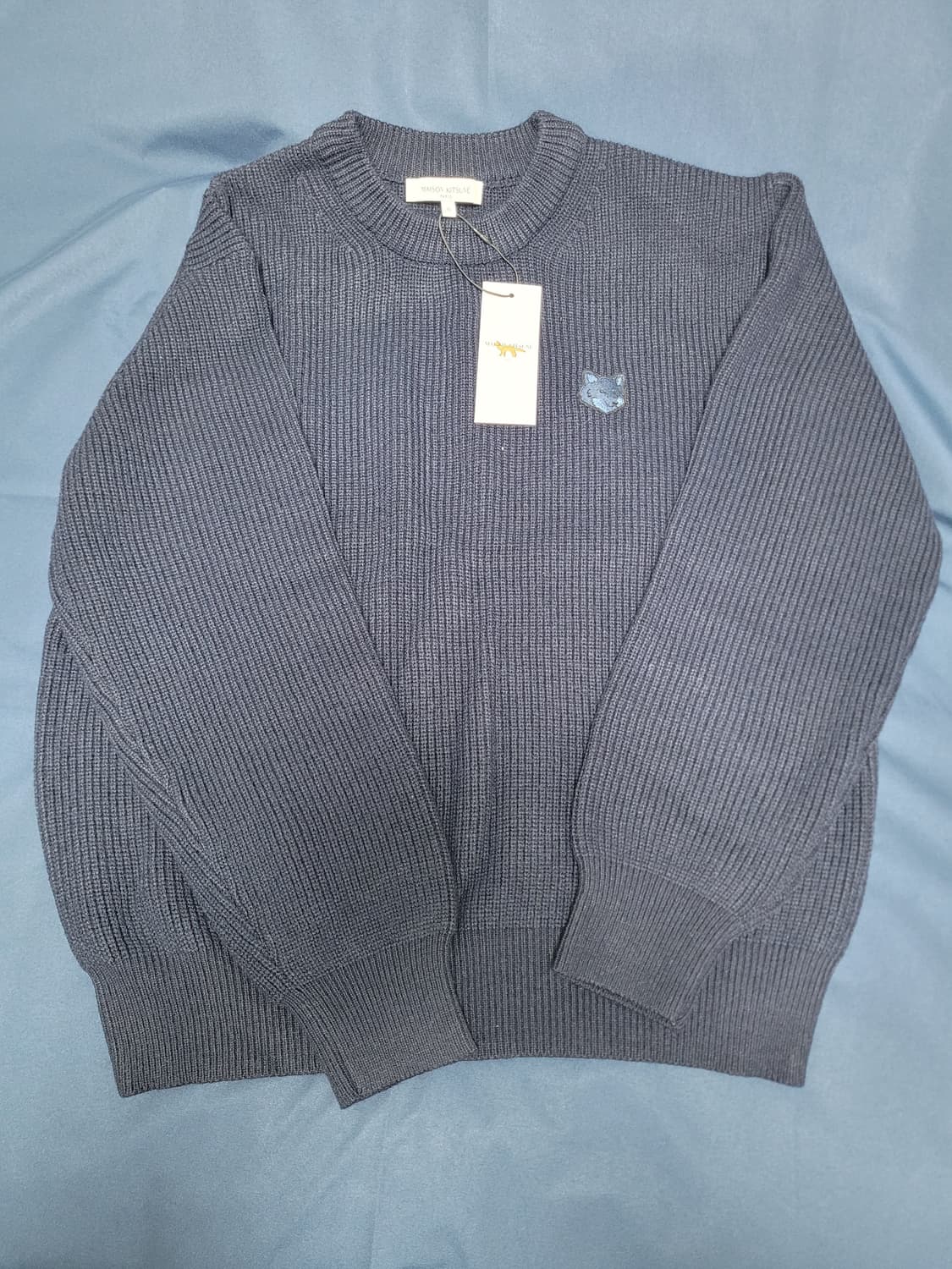 (새상품)메종키츠네  맨투맨 새상품 XL팝니다 상품이미지1