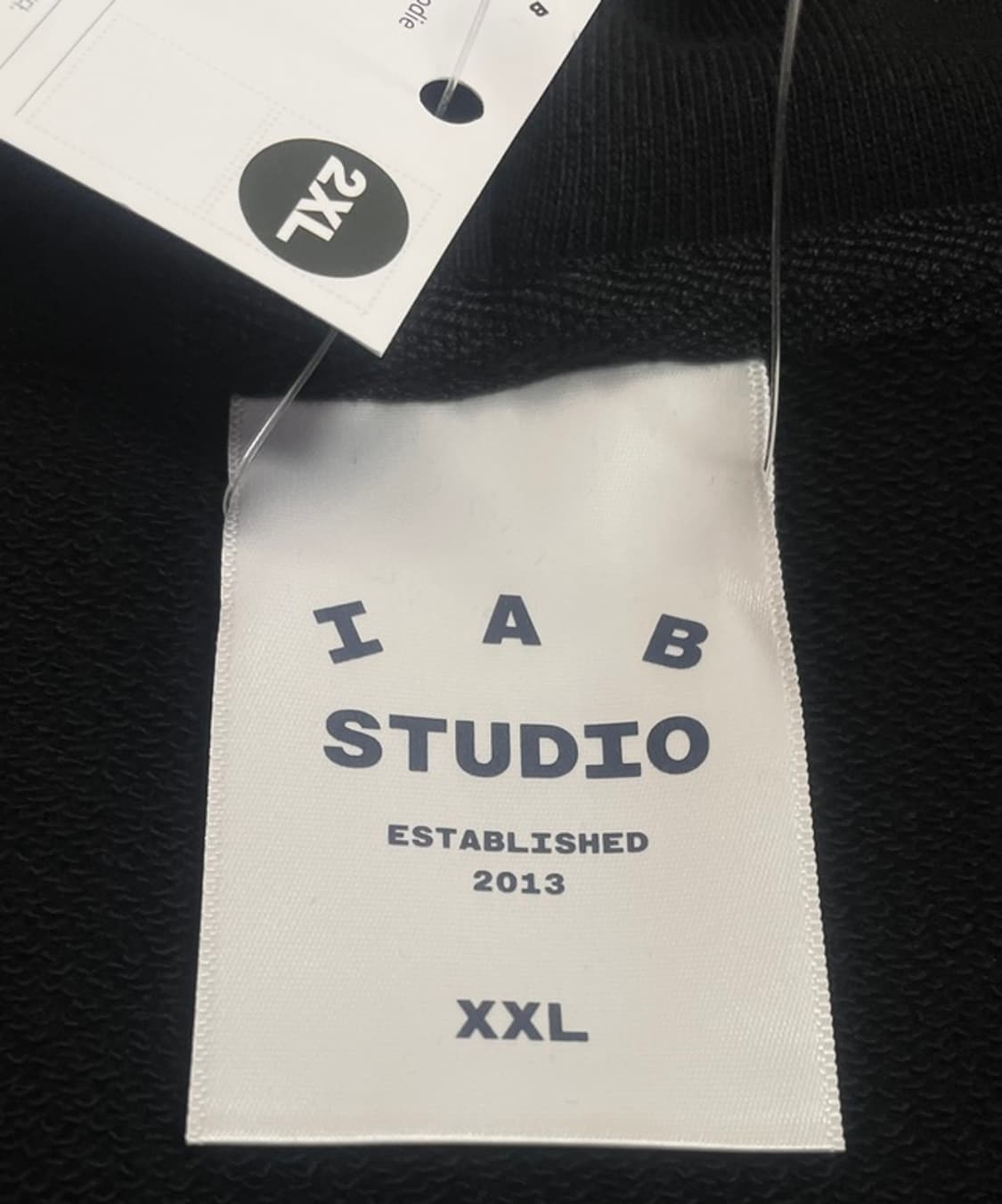 아이앱 스튜디오 후드 집업 블랙 - 26SS 상품이미지7