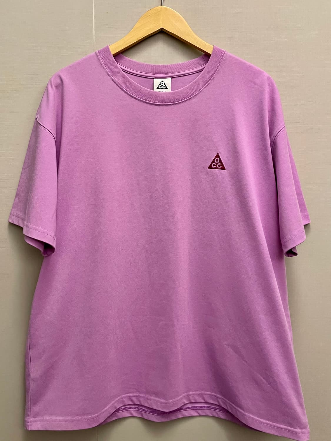 (XL)나이키 ACG LBR 자수 로고 반팔티셔츠 핑크 라벤더 상품이미지1