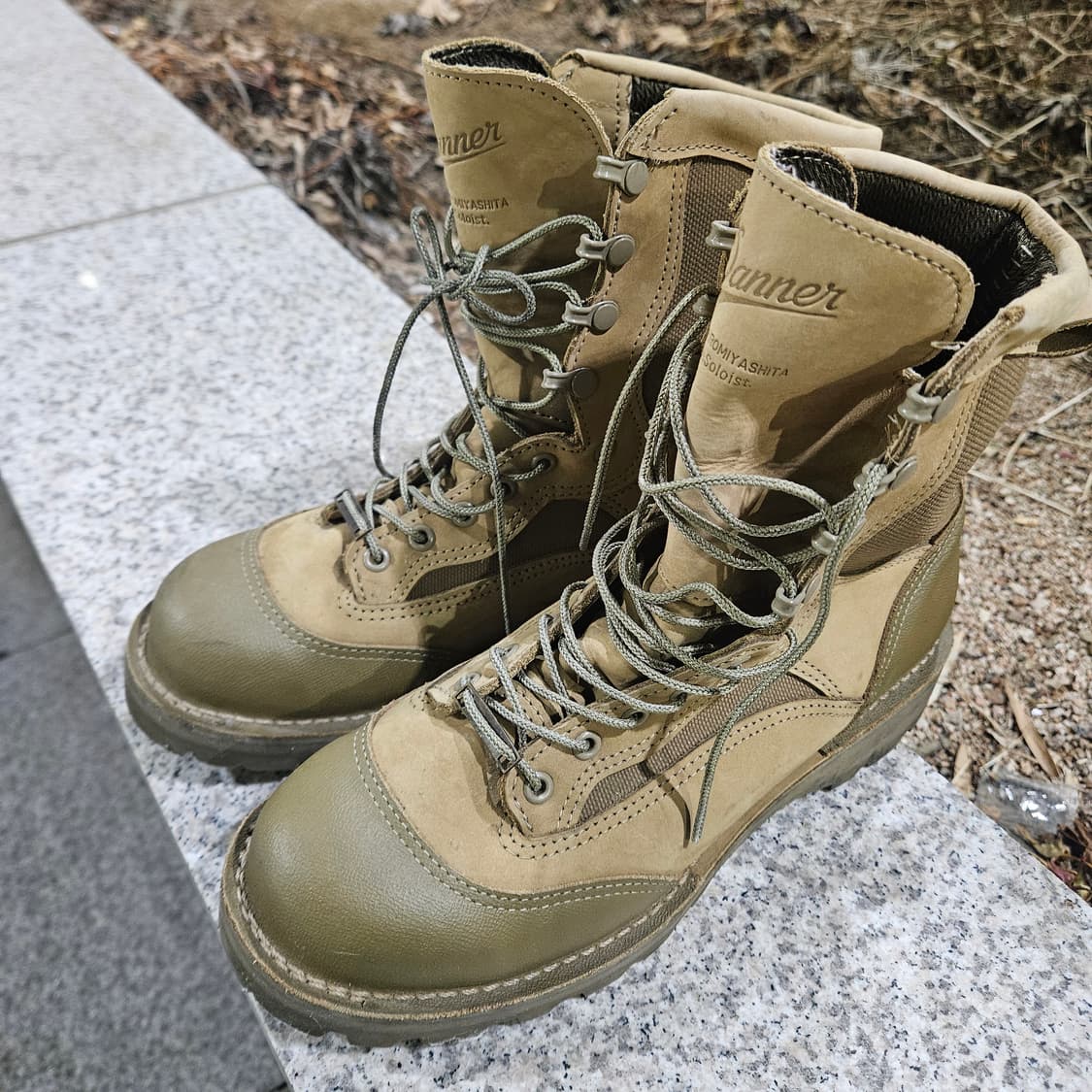 대너 x 타카히로 미야시타 솔로이스트 uk9 코요테 상품이미지1