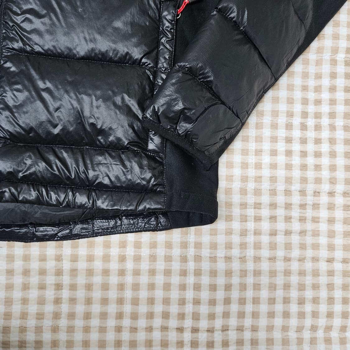 노스페이스 구스다운 경량패딩 남자100 상품이미지4