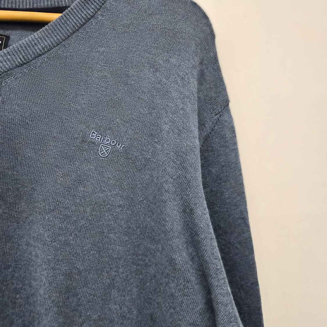 바버 V넥 니트 블루 남성 2XL 상품이미지2