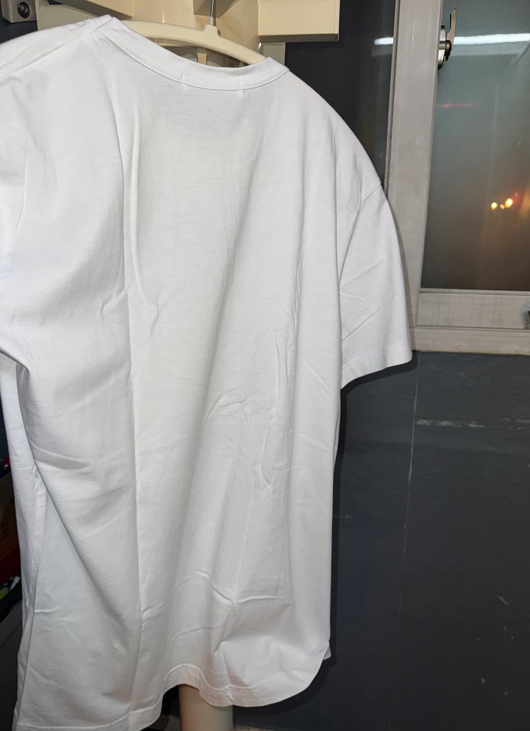 꼼데가르송 셔츠라인 카우스 콜라보 티셔츠 상품이미지2