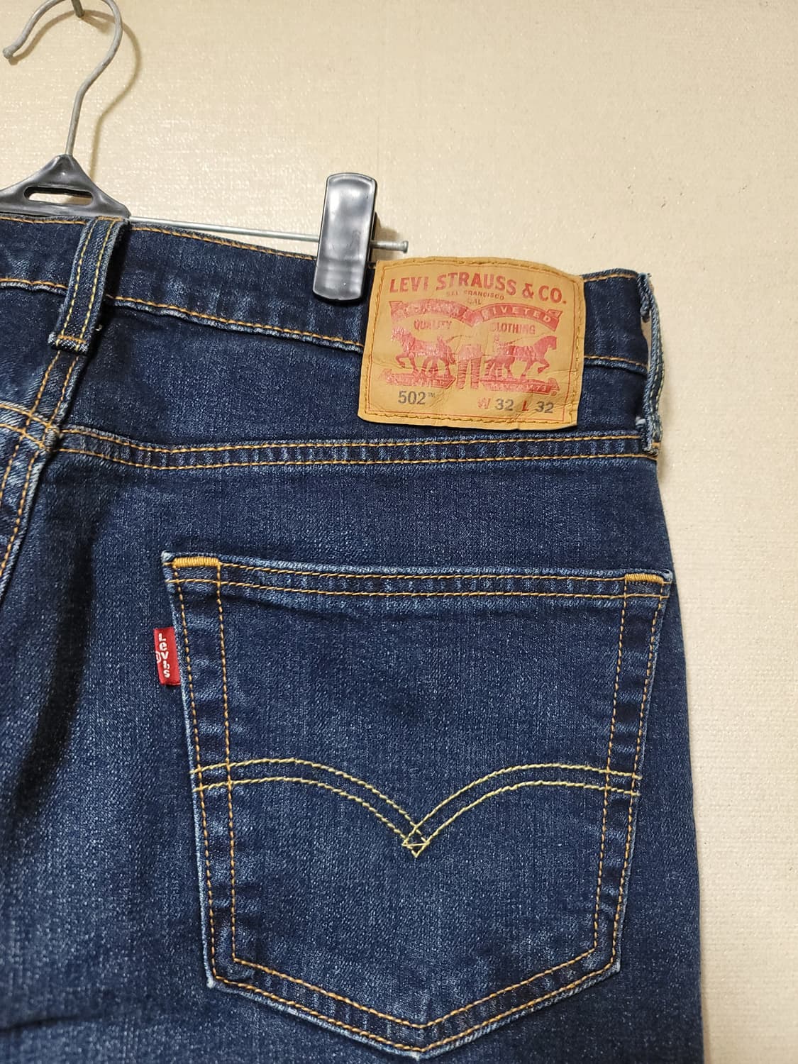 리바이스 502 레귤러테이퍼 다크워싱 진청 상품이미지4