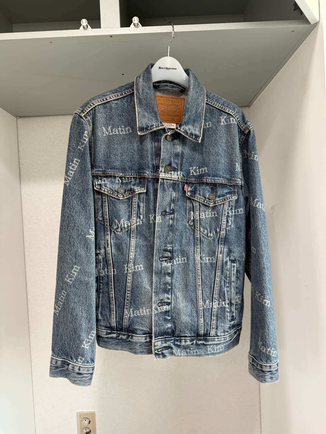 마뗑킴 리바이스 데님 자켓 M 팝니다 상품이미지1