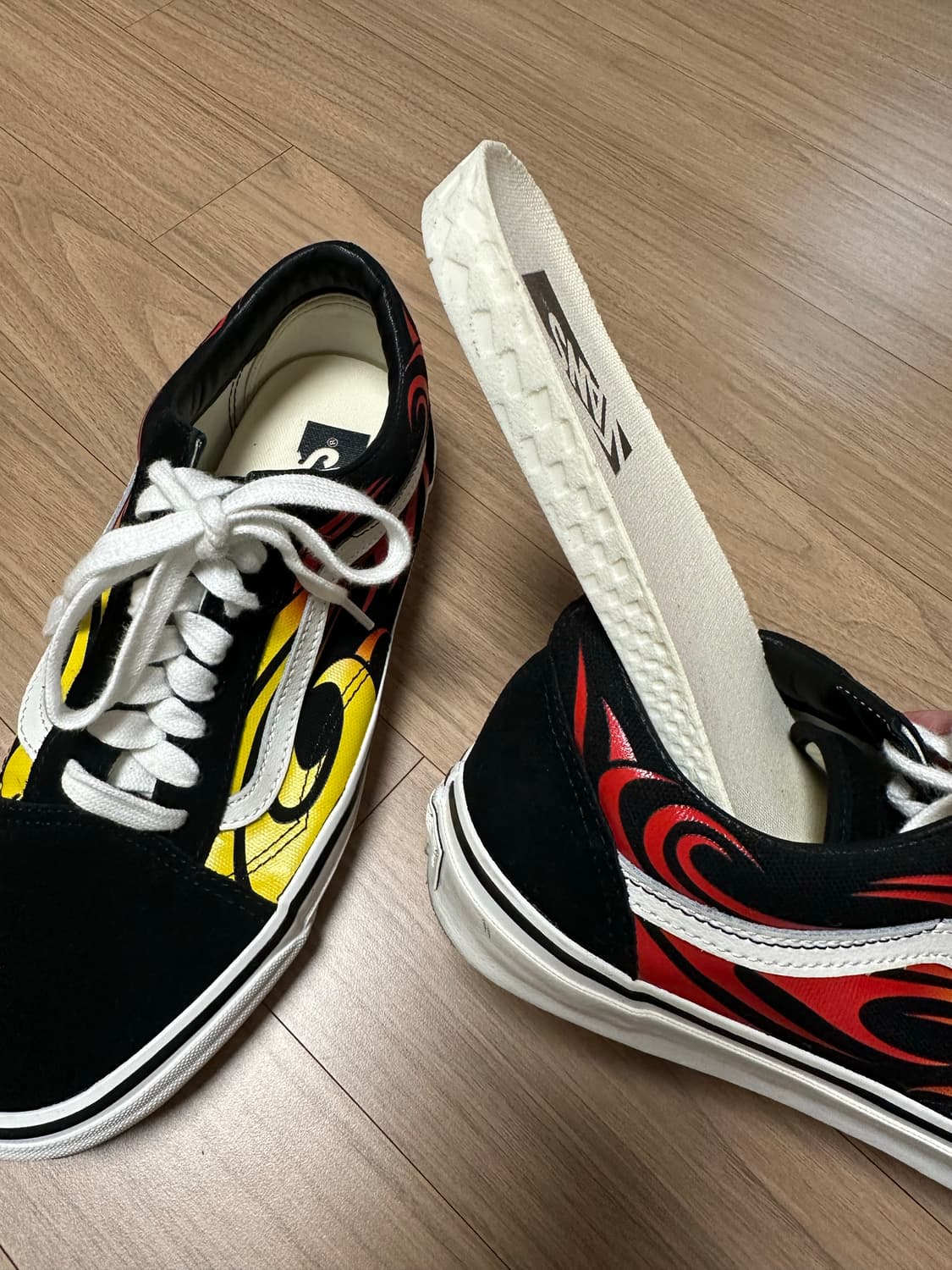 반스 프리미엄 올드스쿨 플레임 블랙 화이트 280 상품이미지10