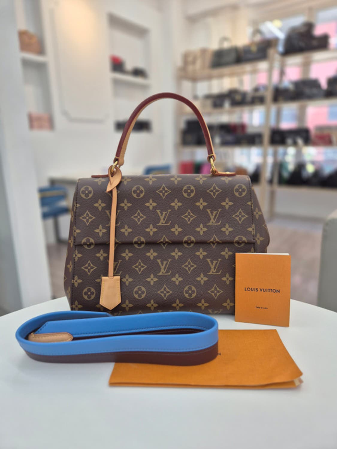 루이비통 클루니 MM 숄더백 M42735 상품이미지2