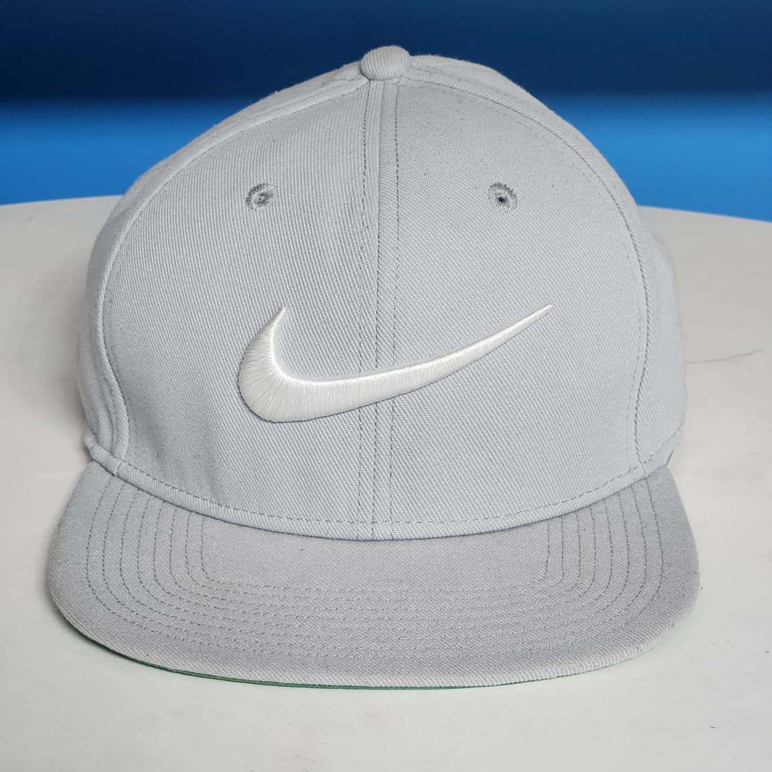 p1-3:🧢 나이키 스우시 플랫캡 — 스트릿 씹어먹는 간지템 상품이미지1