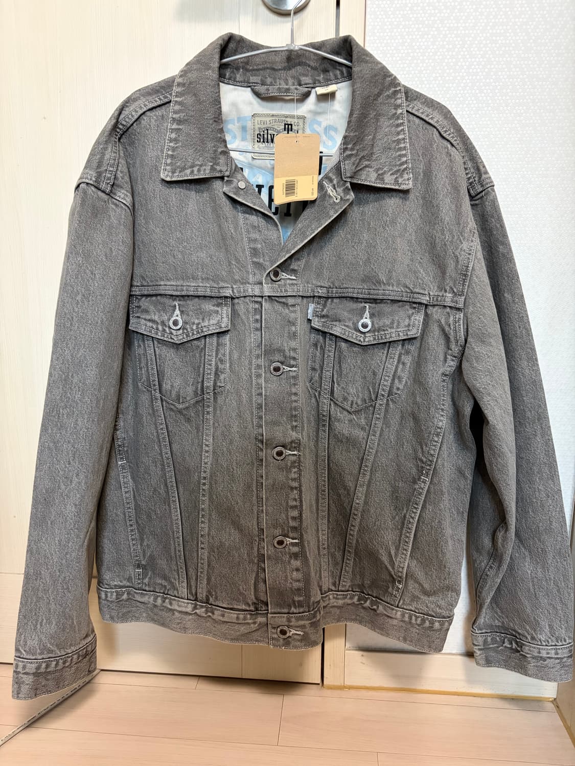 리바이스 실버탭 트러커 데님 자켓 L 판매합니다. 상품이미지1