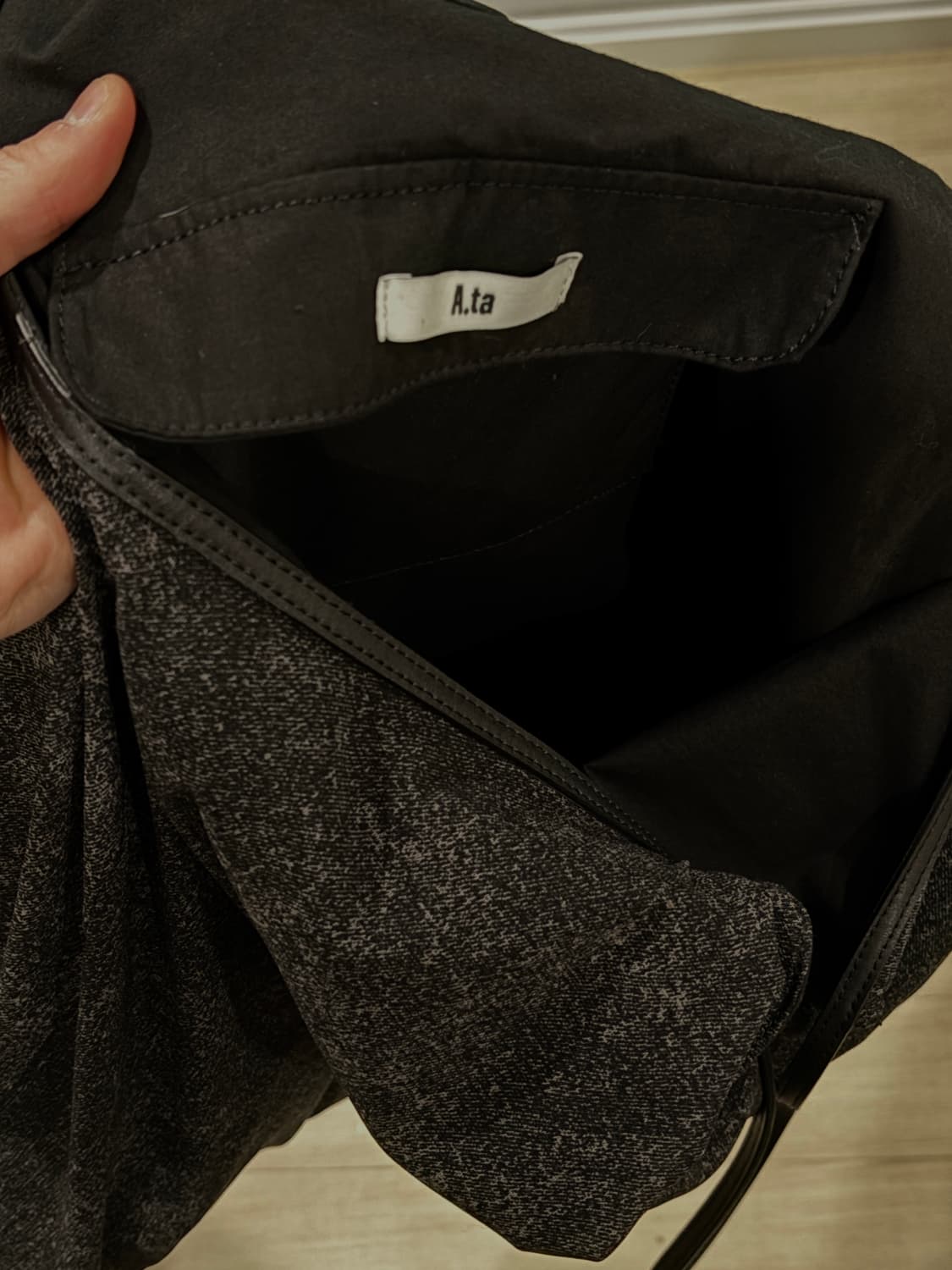 A.ta visible bag black 상품이미지3