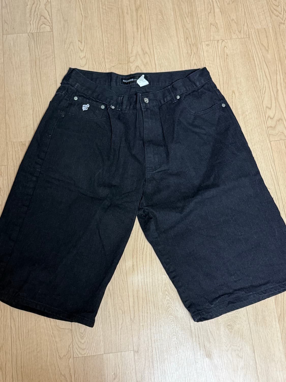 로카웨어 블랙 데님 버뮤다 반바지 상품이미지1