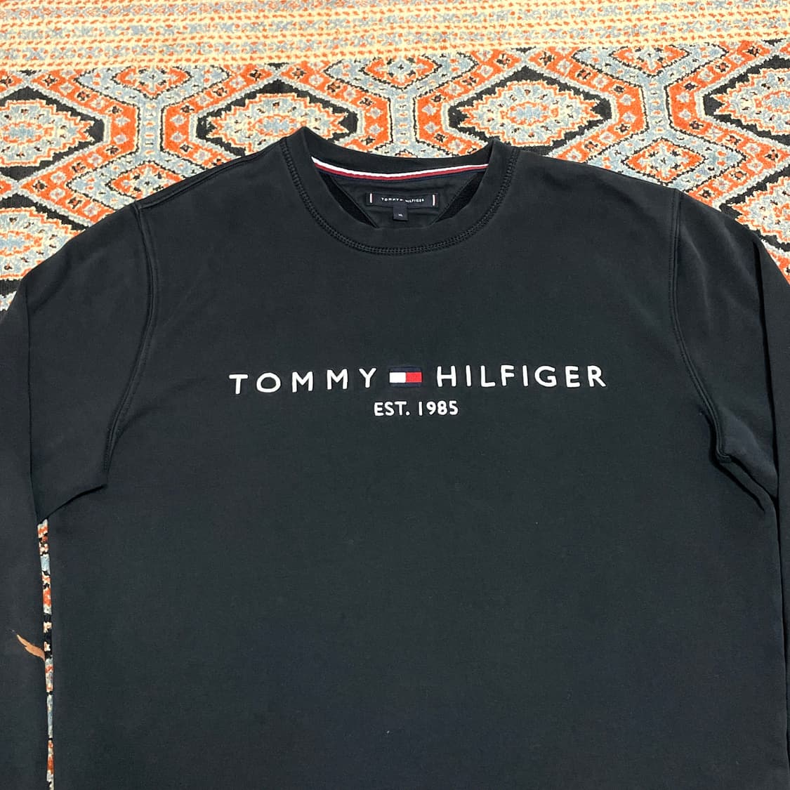 타미힐피거 스펠로고 블랙 기모 맨투맨 남성XL 상품이미지2