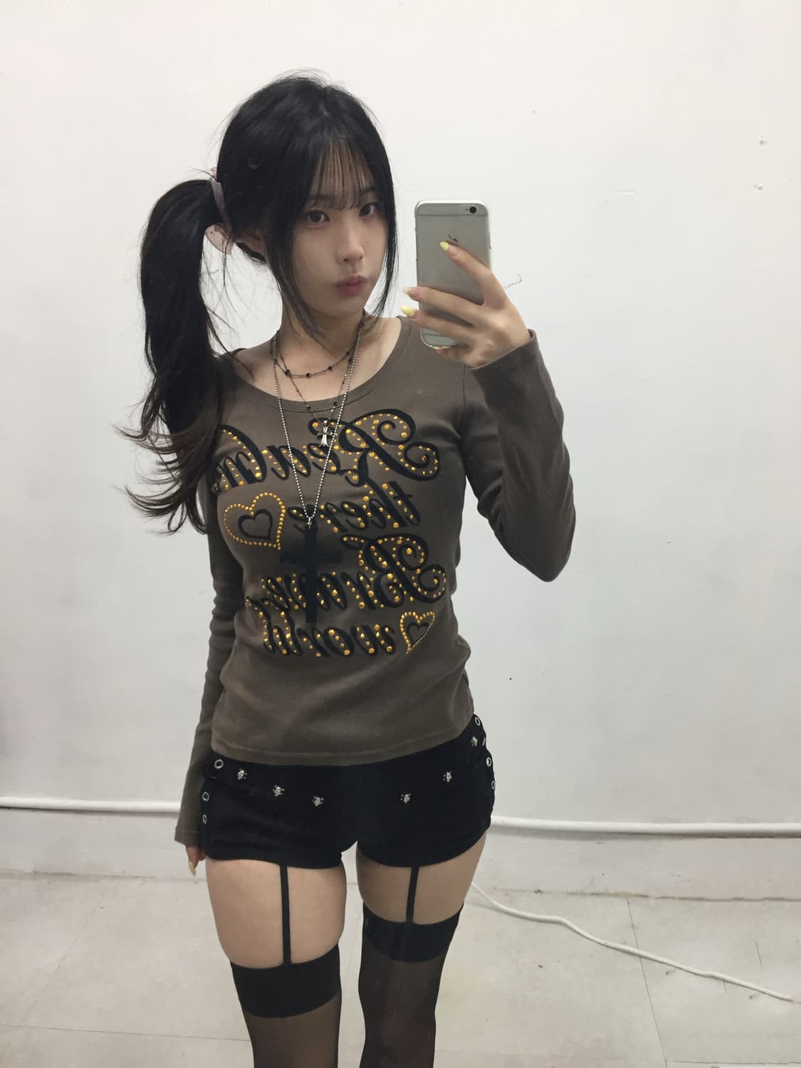 [FAZBEE] y2k 갸루 코코아 큐빅 롱슬리브 상품이미지1