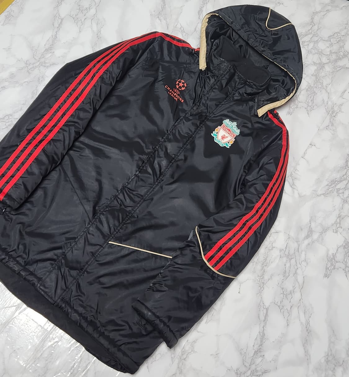 아디다스 UCL 리버풀09-10 스타디움 패딩 점퍼 자켓
 상품이미지2