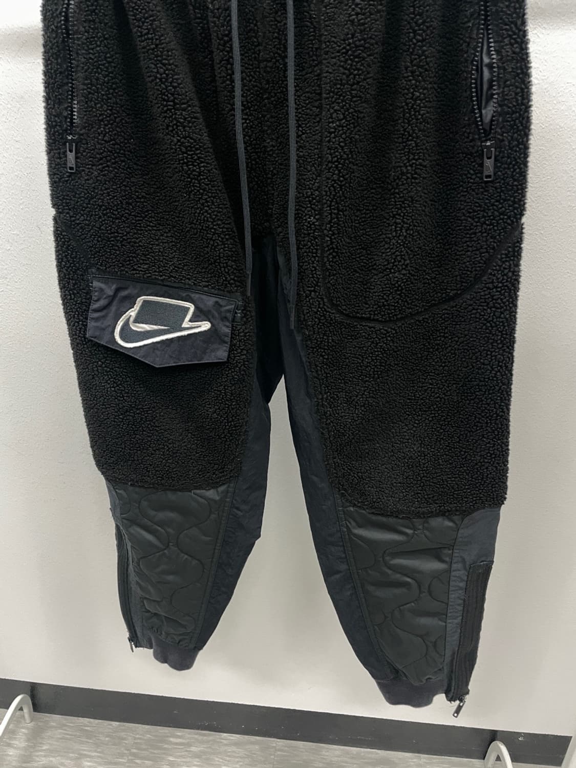 34) 나이키 패딩 조거팬츠 상품이미지3