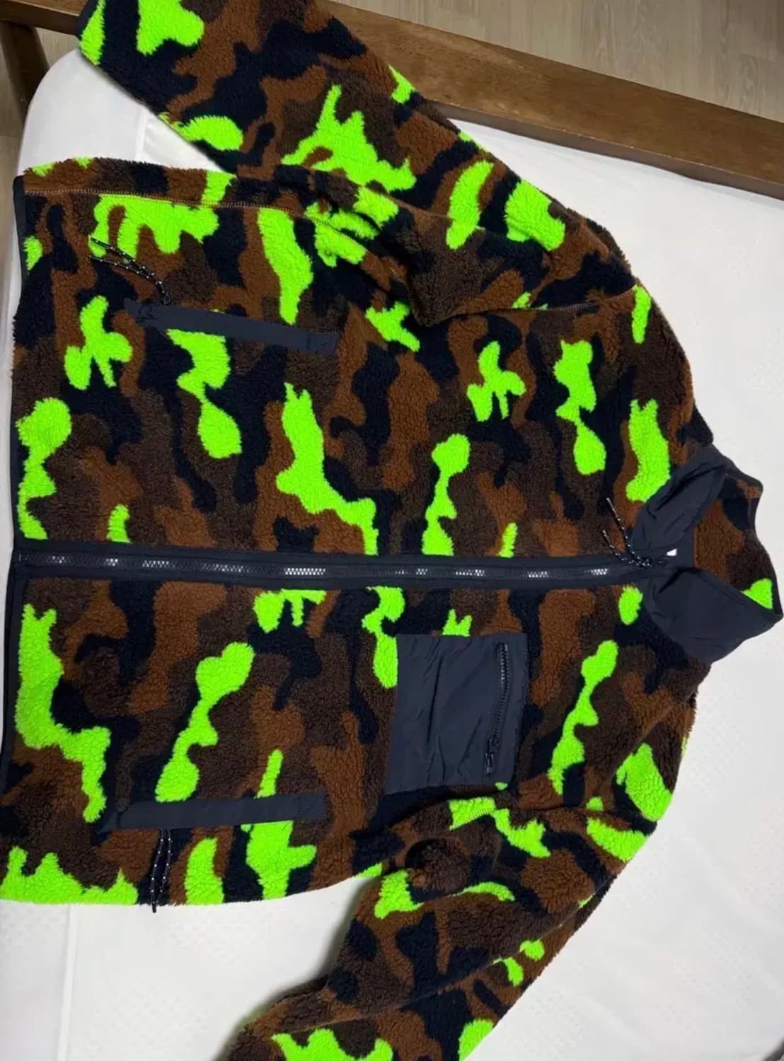 쥬시쥬디 카모 플리스 덤블링 점퍼 상품이미지3