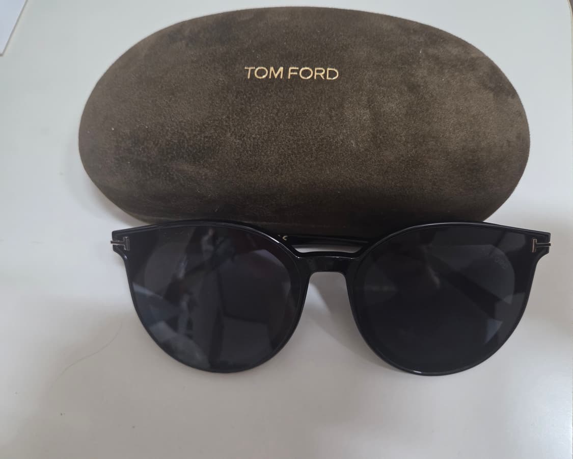 톰포드 선글라스 상품이미지2