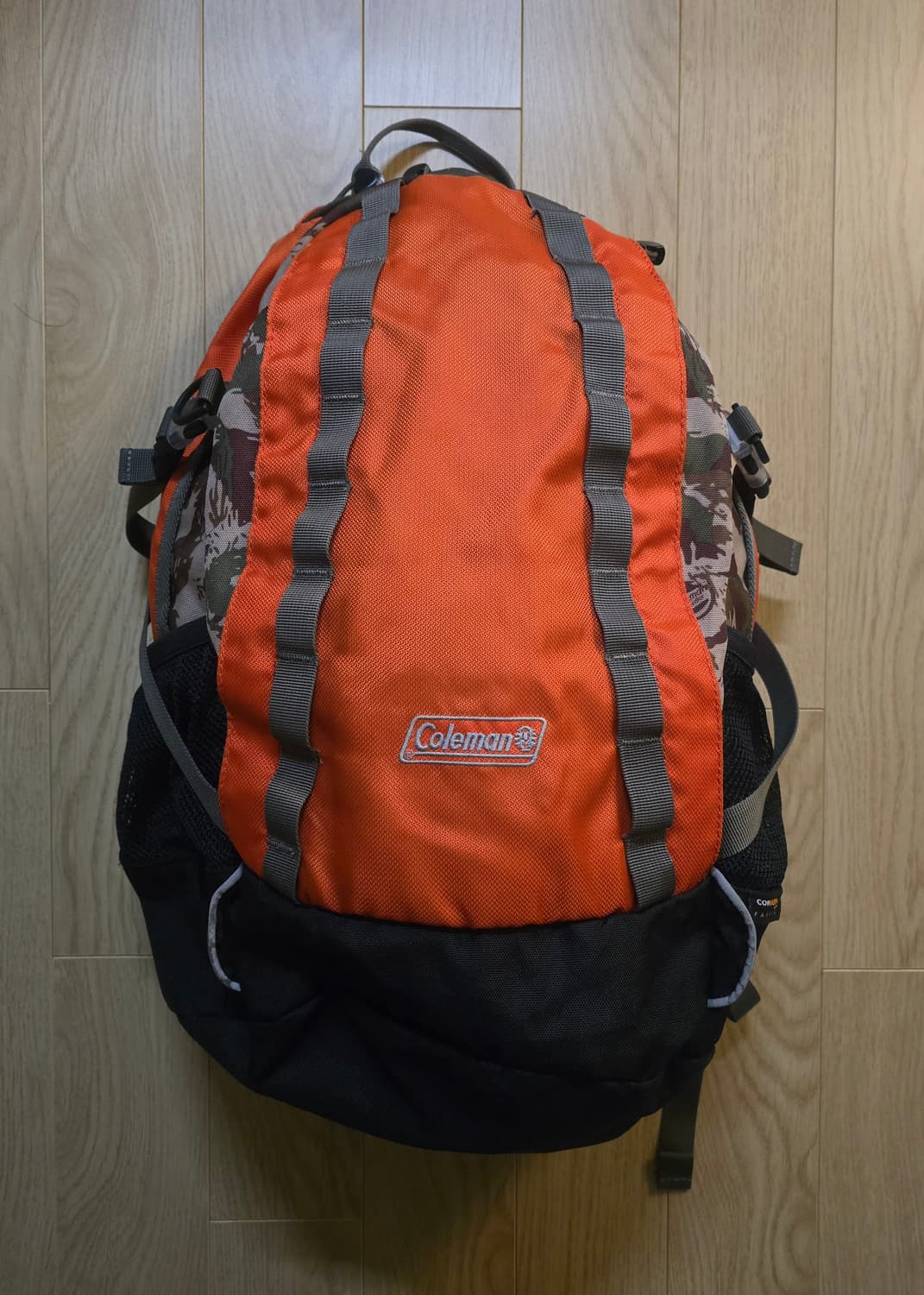 Coleman 콜맨 카모플라쥬 백팩  상품이미지1