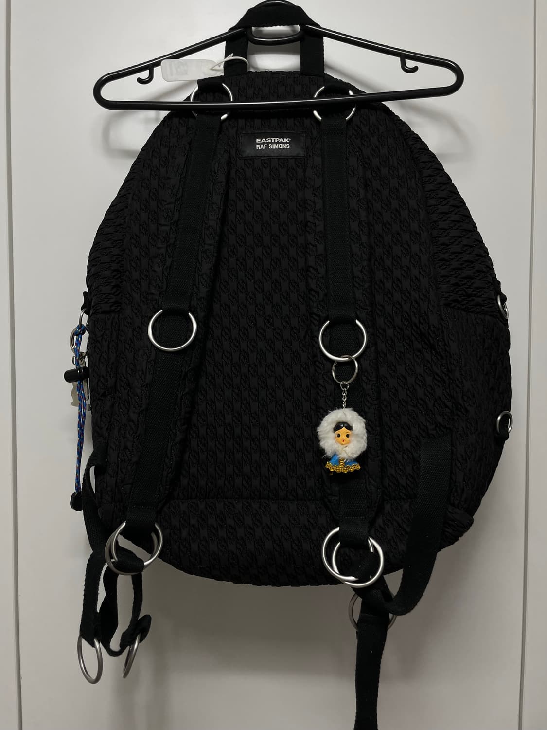 라프시몬스 이스트팩 패디드 루프링 백팩 상품이미지3