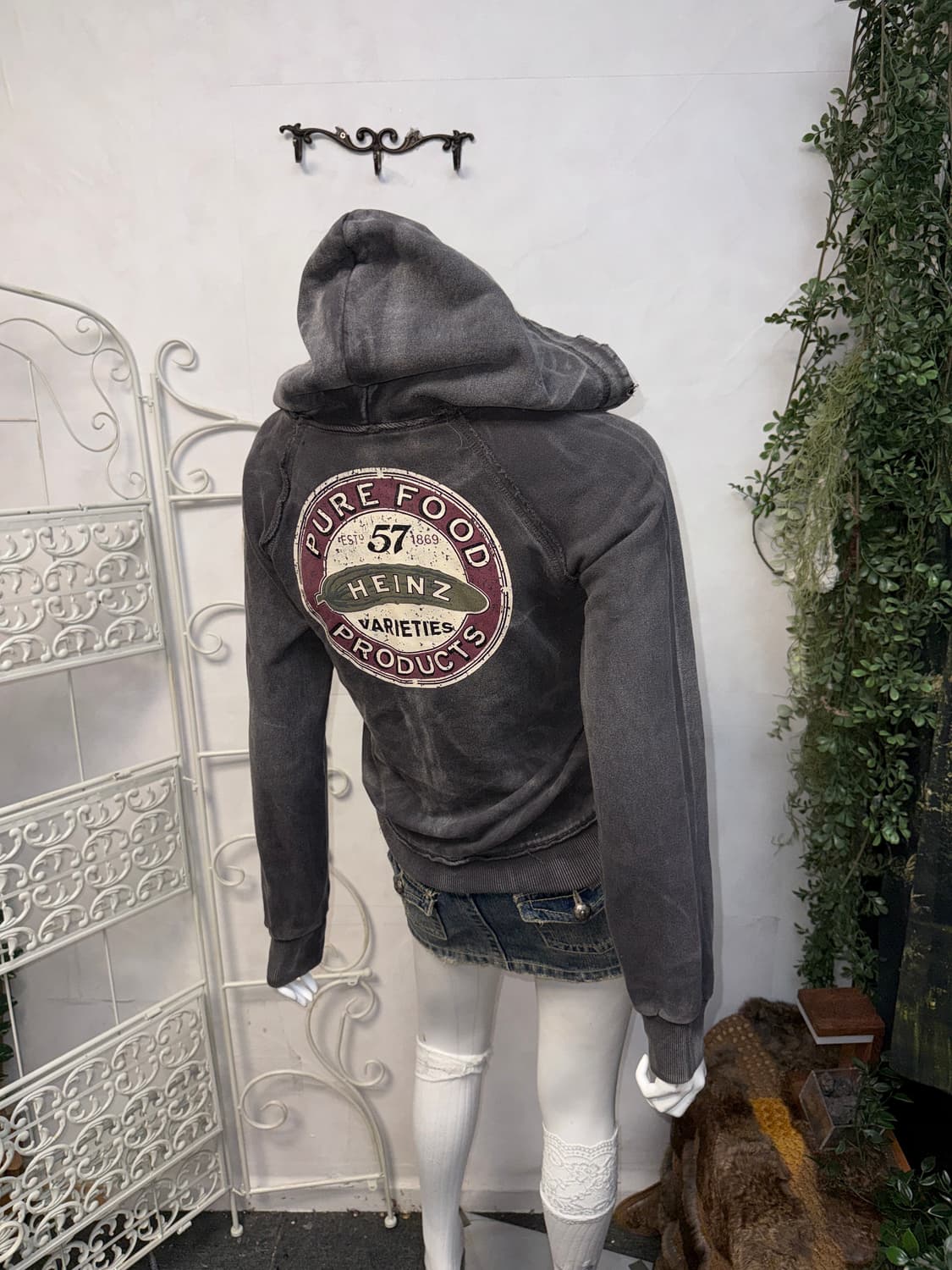 Washing charcoal heinz ketchup 후드집업 상품이미지6