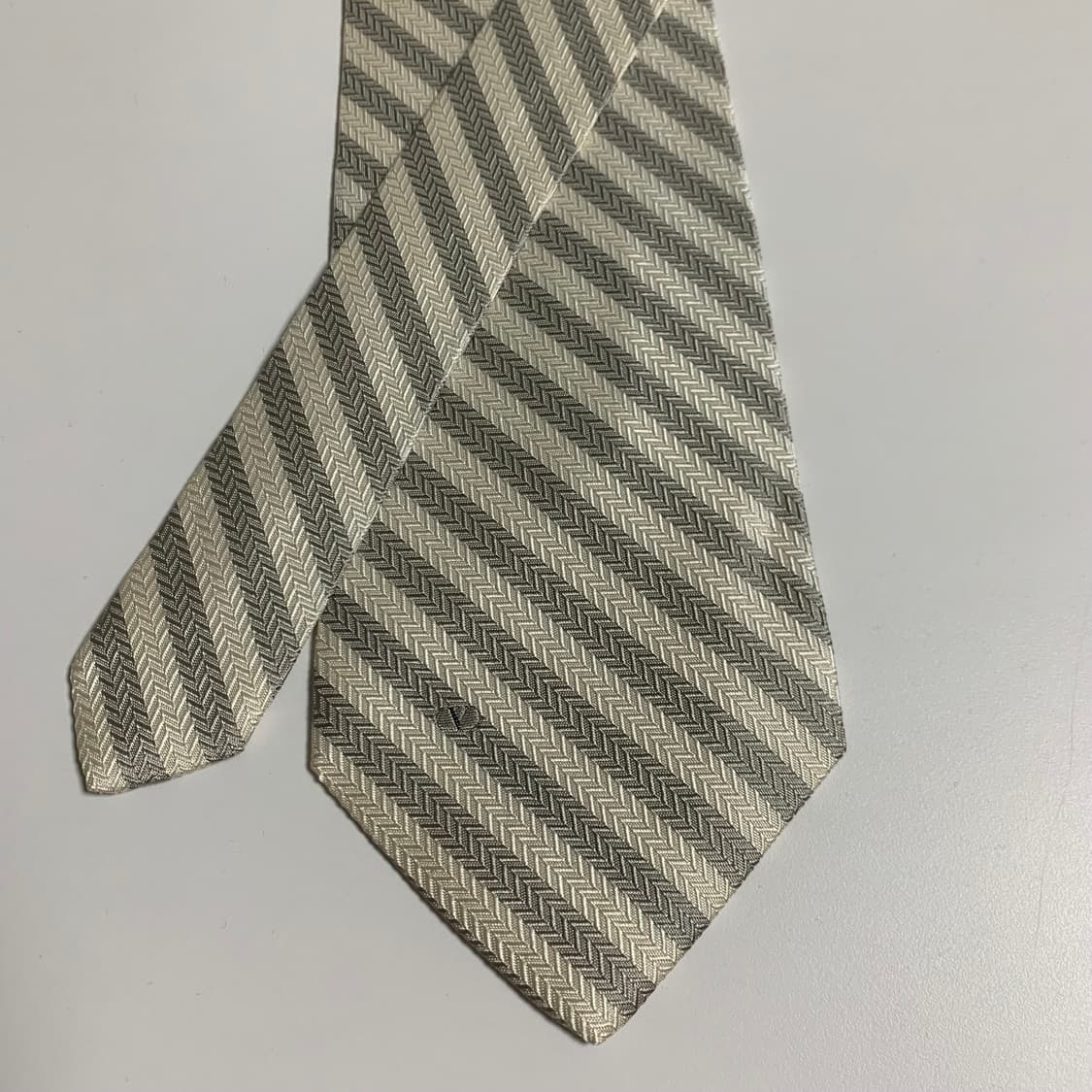 발렌티노 명품넥타이 스트라이프 화이트컬러 100실크 A+등급 상품이미지7