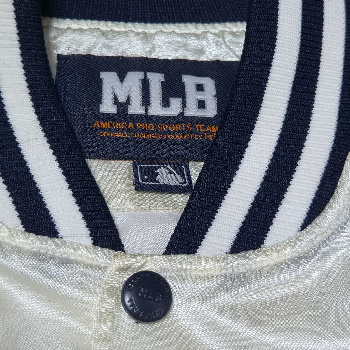 105) MLB 뉴욕 양키스 야구점퍼 스타디움 자켓 블루종 상품이미지4