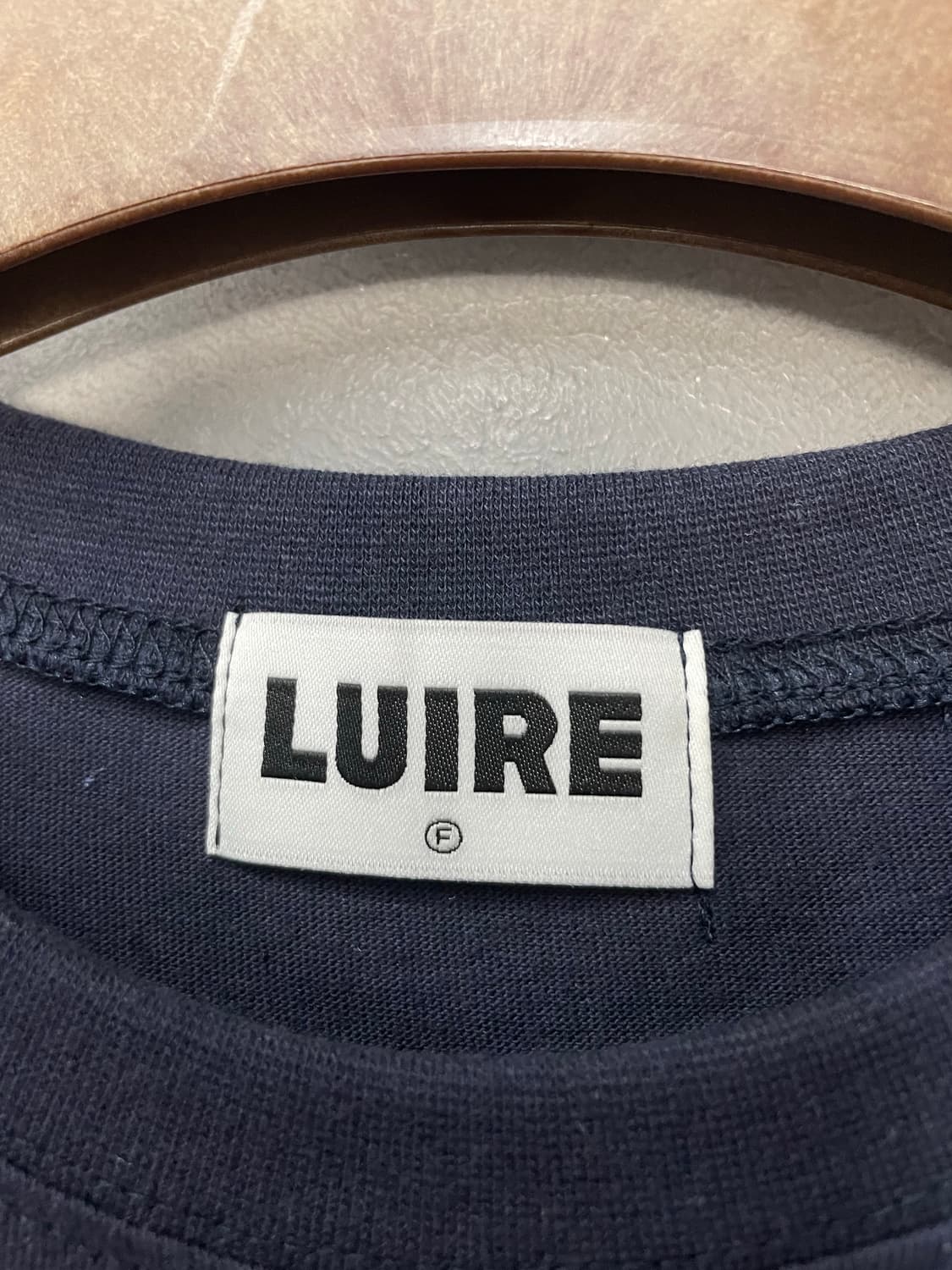 LUIRE 레터링 네이비 반팔 H2799 상품이미지5