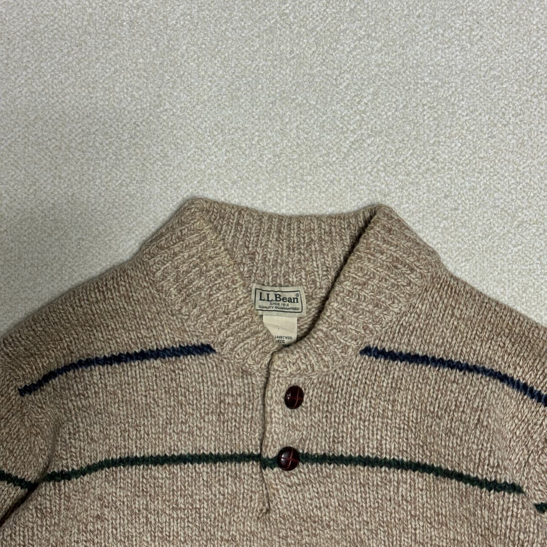 엘엘빈 스트라이프 헨리넥 스웨터 상품이미지5