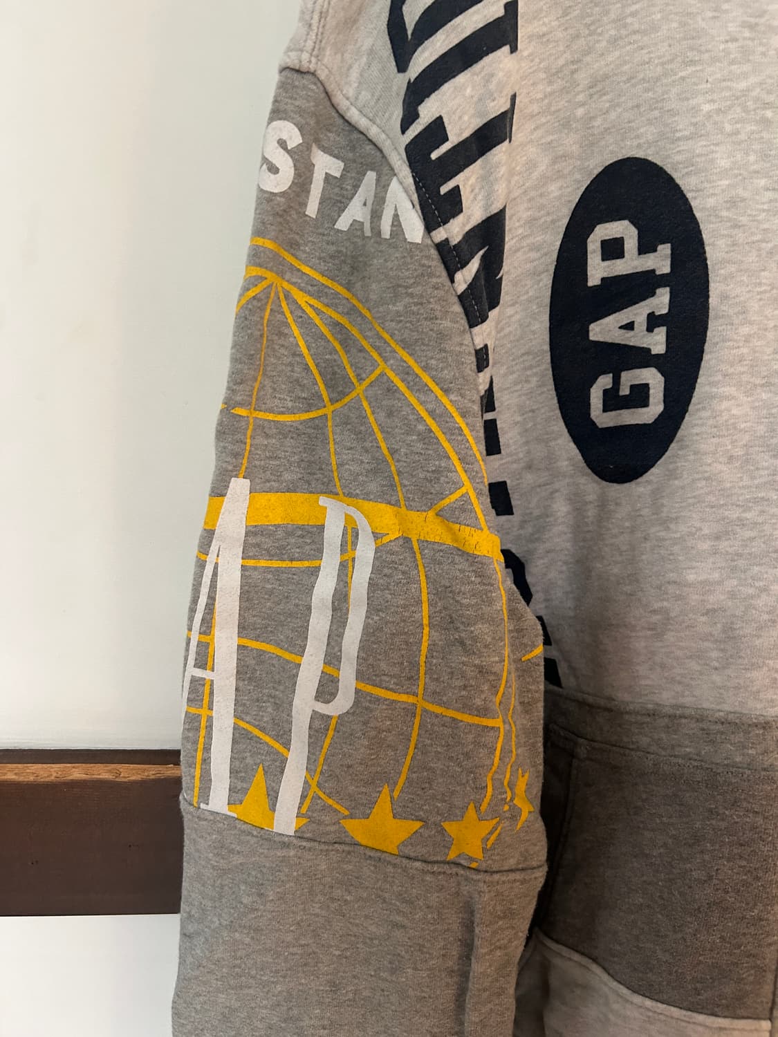 갭 후드티  상품이미지3