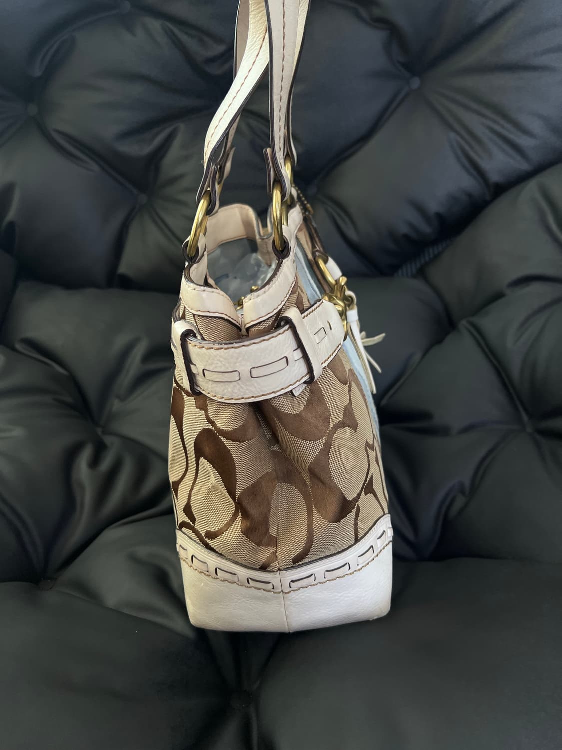 코치 햄튼 시그니처 토트백 상품이미지4