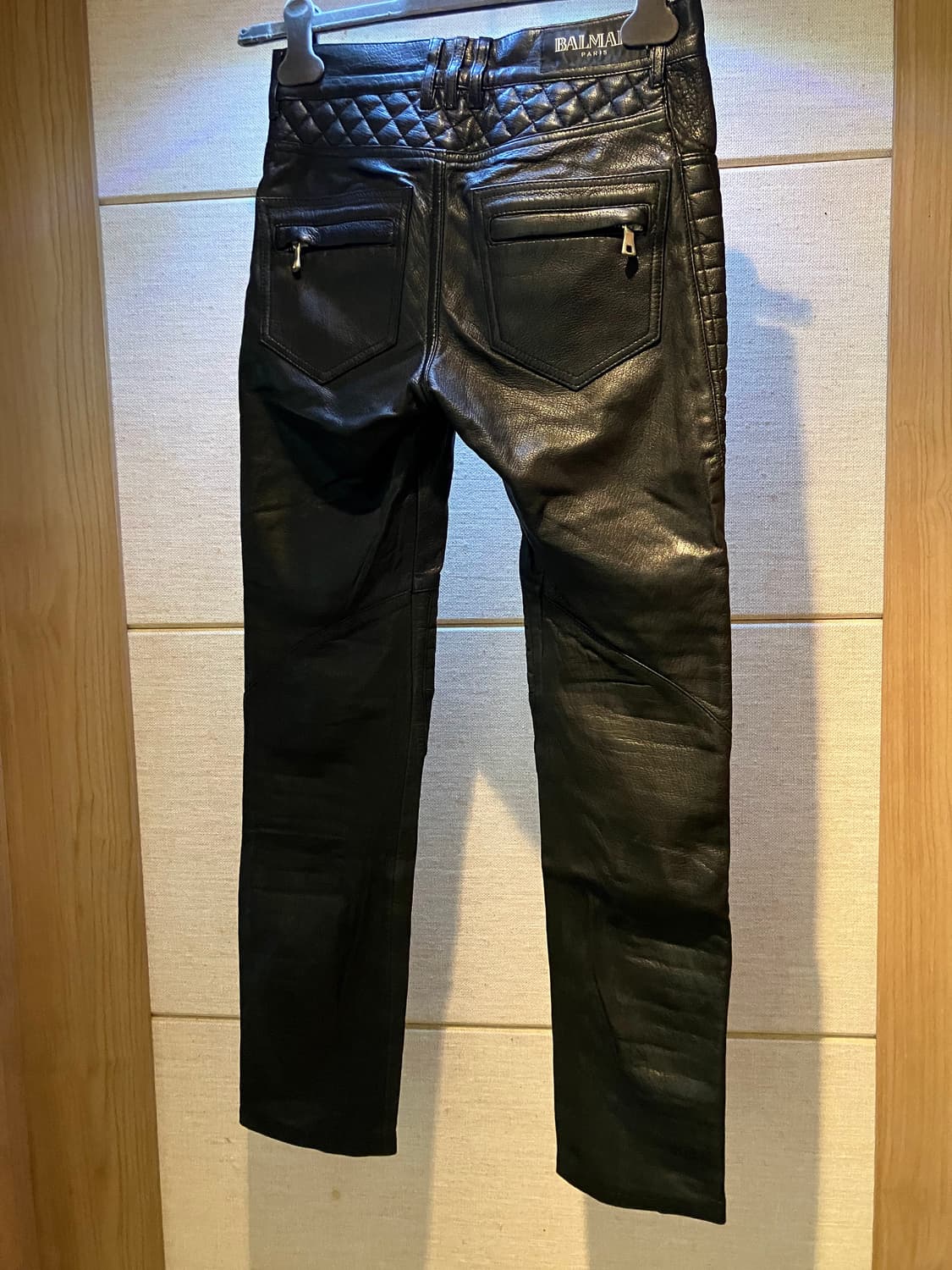 발망 12fw 컬렉션 퀄팅 레더 바이커진 정품 급매 (가죽바지,스키니진) 상품이미지6