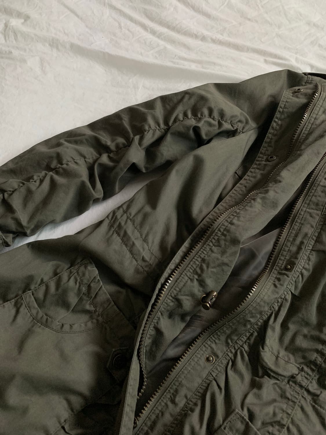 카키 셔링 점퍼 상품이미지10