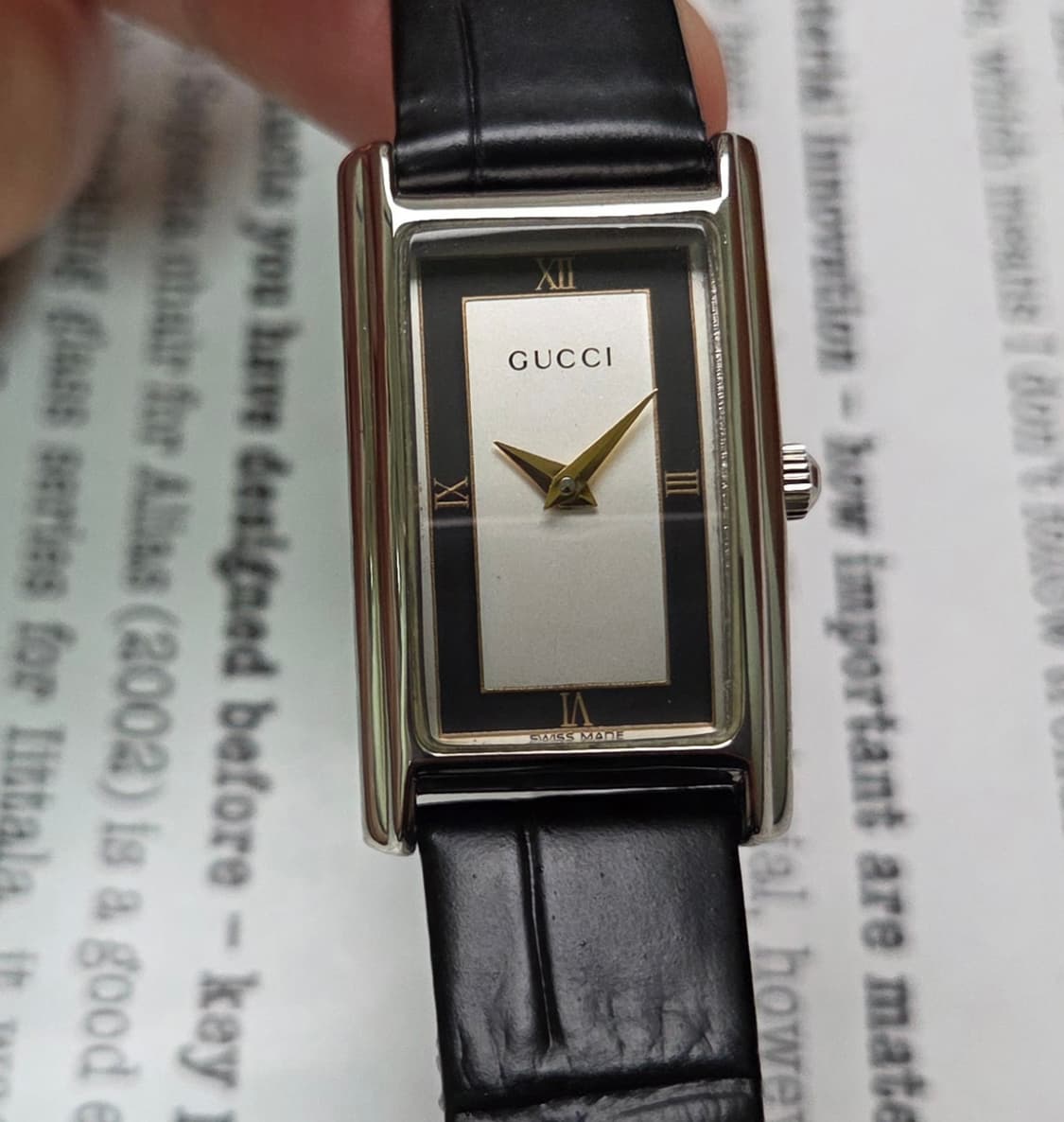 빈티지 구찌 사각탱크 2600L 칼침핸즈 블랙투톤 다이얼 여성용 쿼츠 상품이미지10