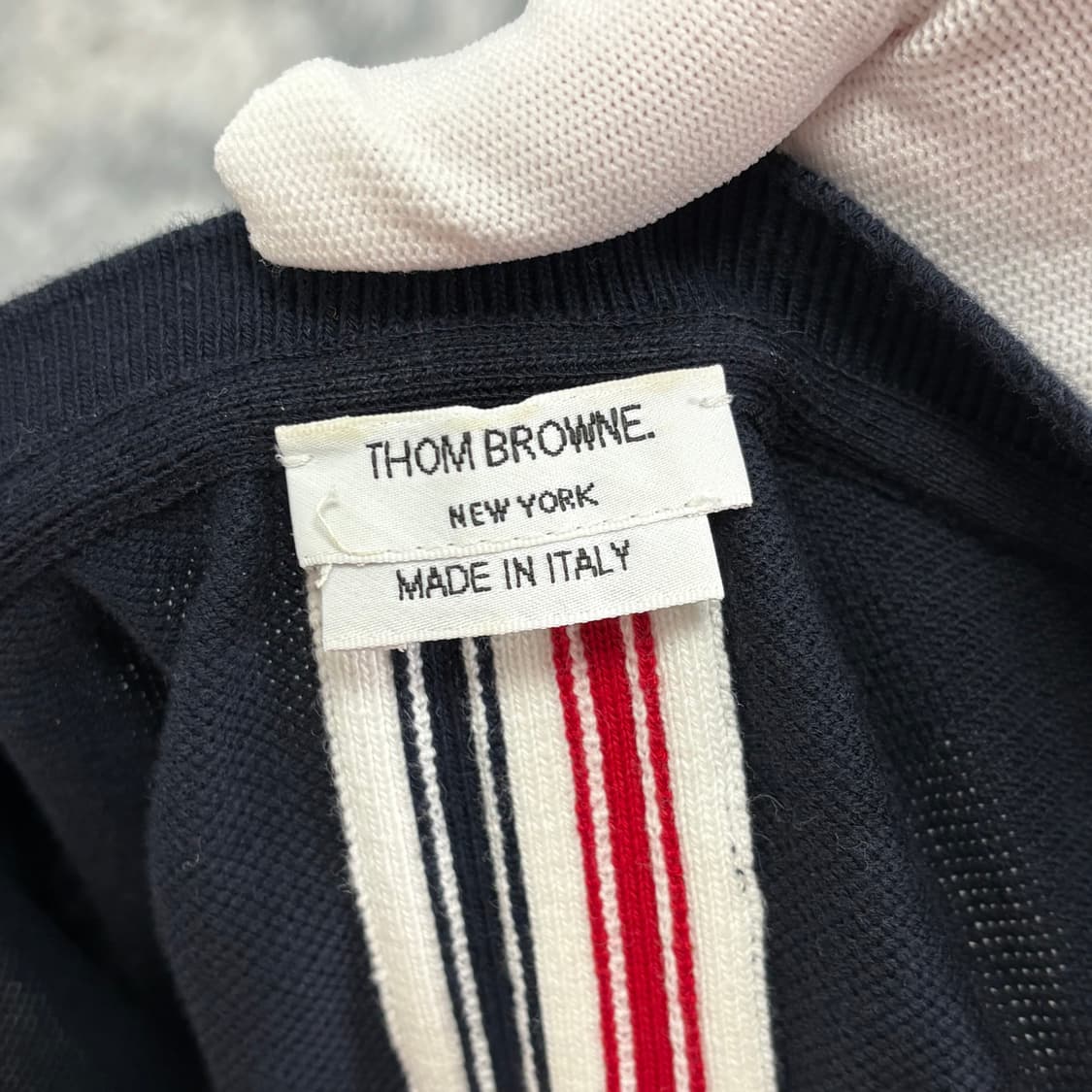 톰브라운 백삼선 반팔 네이비 2사이즈 상품이미지3