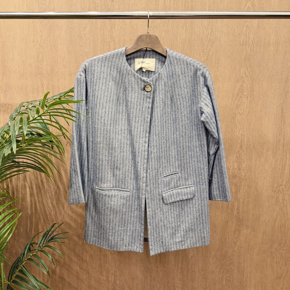 이자벨마랑 에뚜왈 싱글 버튼 자켓 노카라 스트라이프 패턴 디테일 네이비 상품이미지1