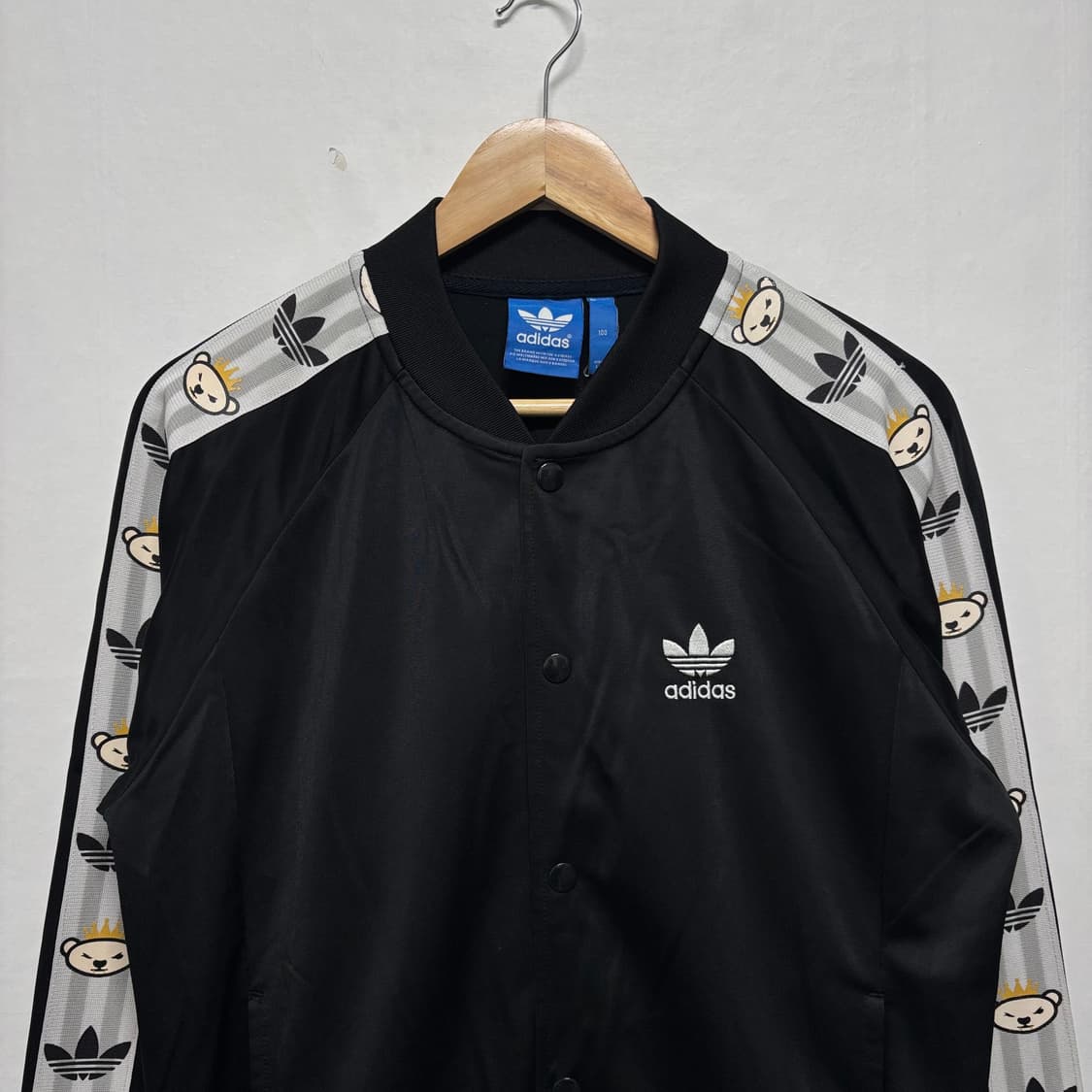 아디다스 블랙 니고베어 트랙탑 상품이미지2