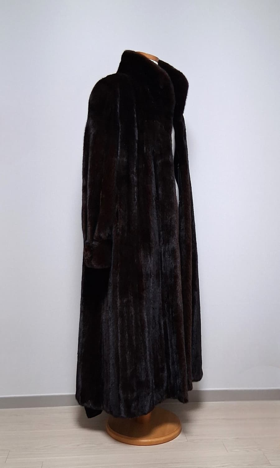 이태리 명품 iCristalli 정품 리얼 풀스킨 밍크코트 상품이미지2