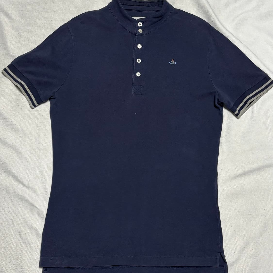 🫶🏻 비비안웨스트우먼 네이비 넥버클 반팔 티셔츠 🫶🏻 상품이미지1