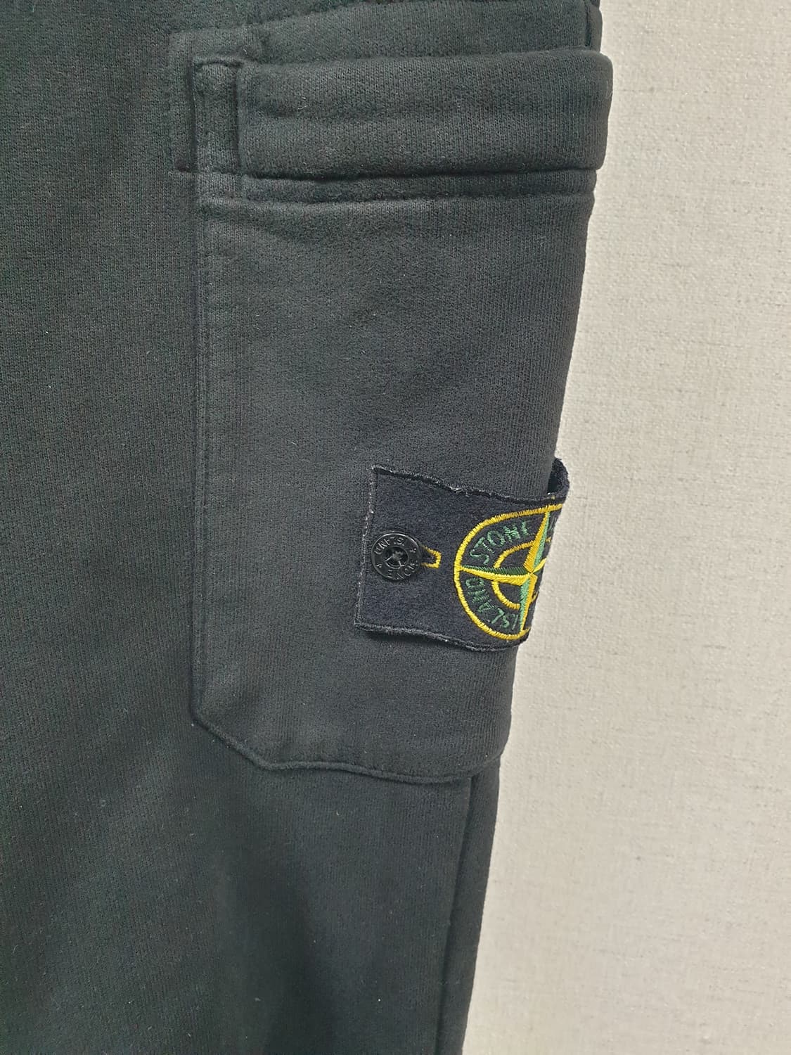 [L/정품] 스톤아일랜드 기모 카고조거팬츠 상품이미지2