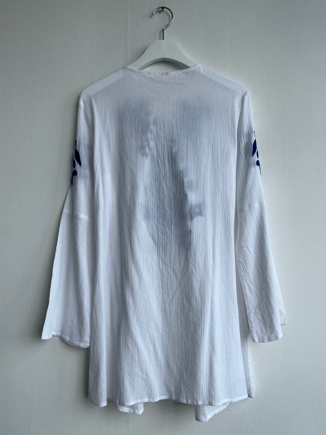 화이트 블루 에스닉 패턴 블라우스 상품이미지5