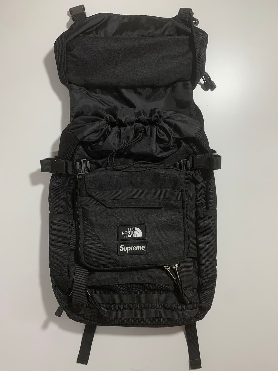 노스페이스 X 슈프림 STEEP TECH 백팩 블랙 상품이미지2