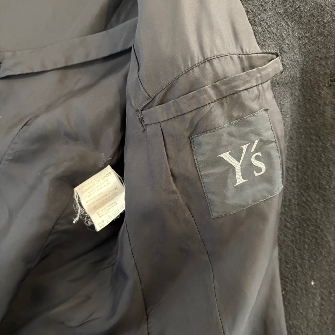 Y’s 울 스탠드 카라 하이넥 코트 상품이미지10