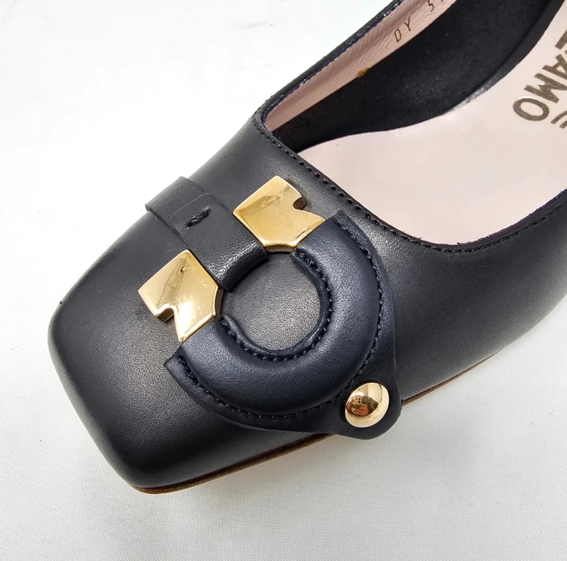 페라가모 간치니 블랙 구두 235mm 상품이미지8