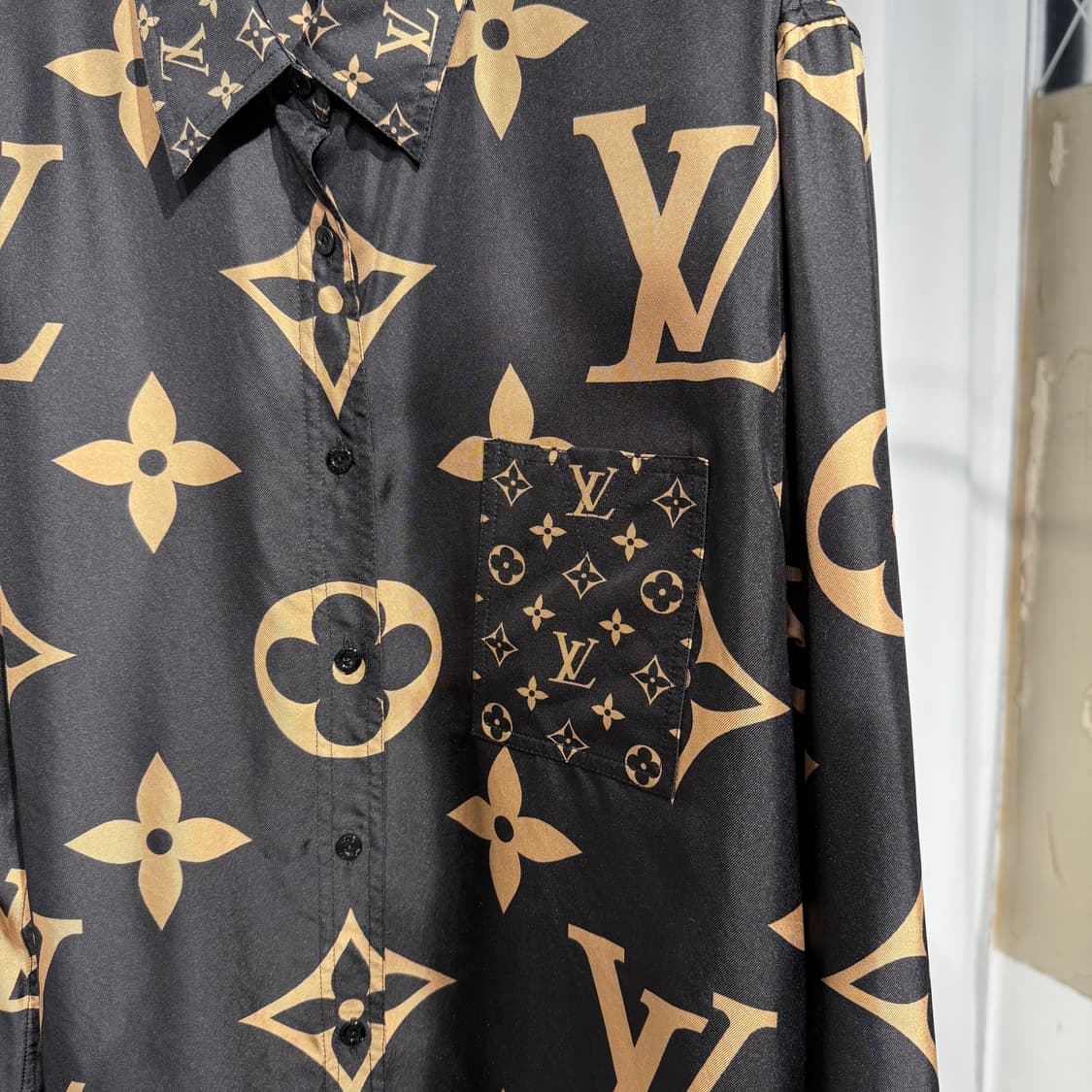 (38) 루이비통 믹스 모노그램 마스큘린 셔츠 상품이미지2