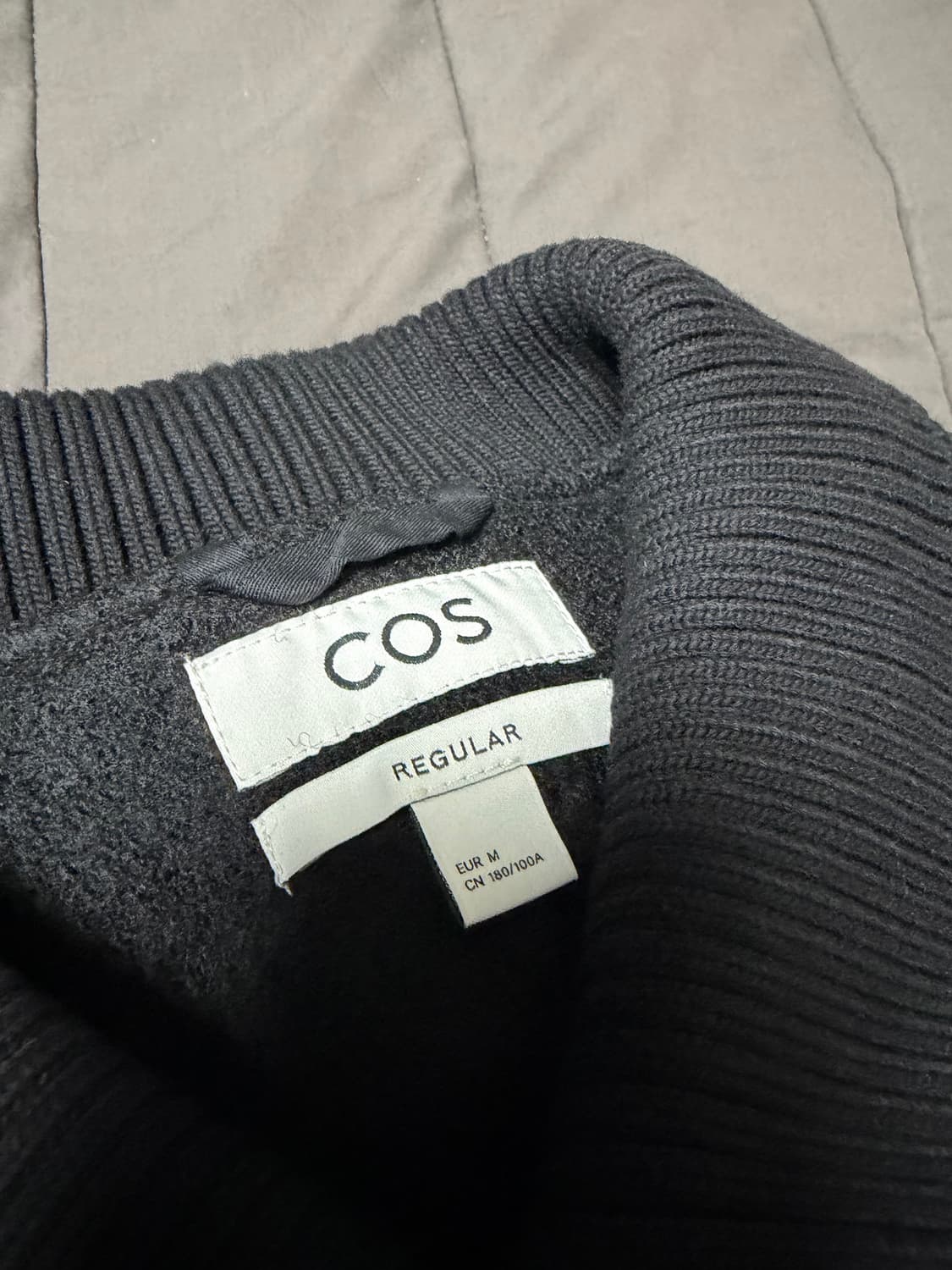 [M] COS 워크니트 재킷 상품이미지3