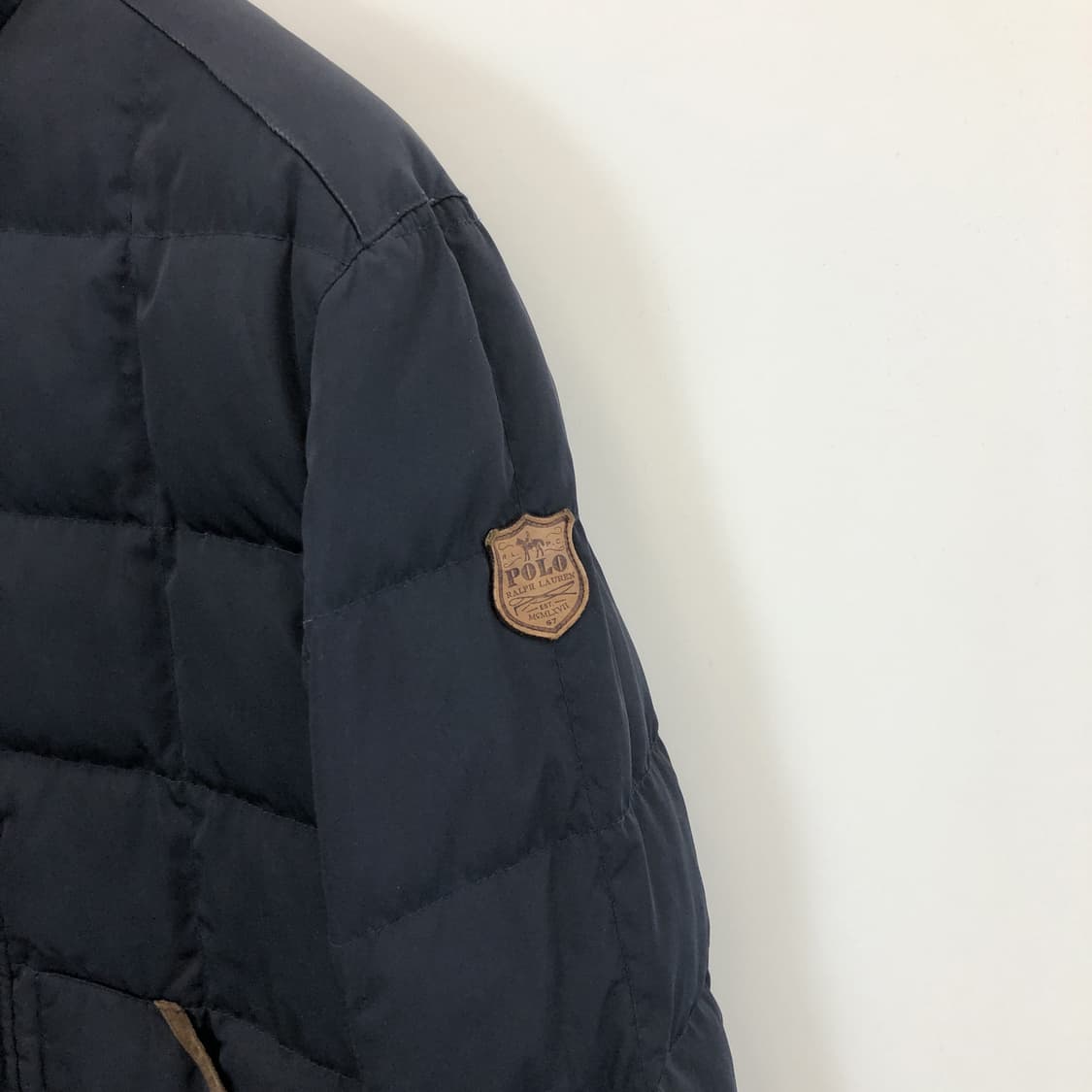 폴로 랄프로렌 레더패치 퀼팅패딩 L 상품이미지2