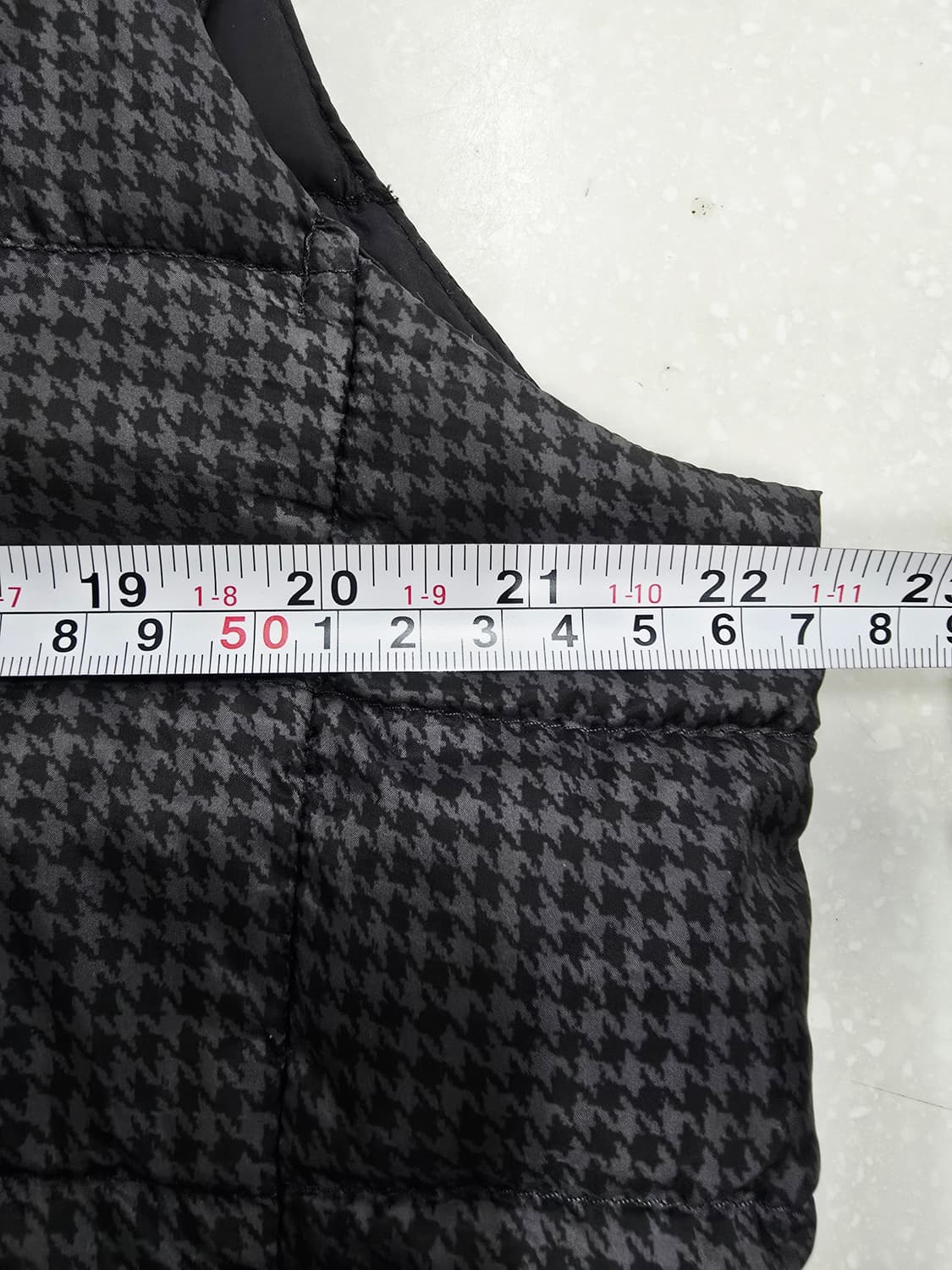 웰메이드 구스다운 체크 패딩 조끼 블랙 상품이미지7