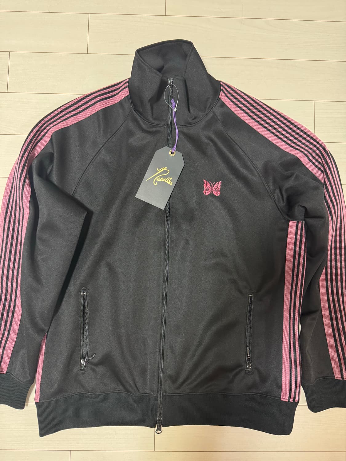 니들스 트랙자켓 검정핑크 L 상품이미지2